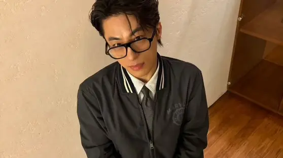Koo Kyo Hwan Comeback Lewat REAWAKEN MAN: THE RED Pasca Kesuksesan COLONY
