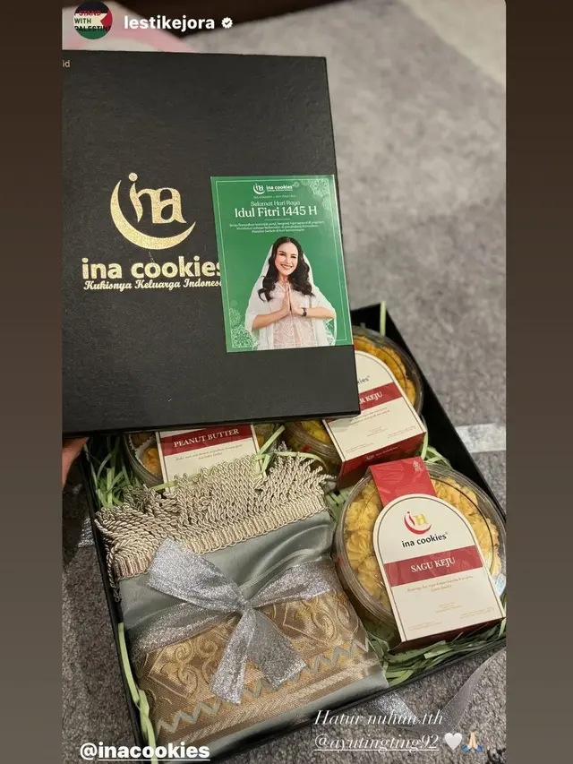 Hampers Lebaran Artis