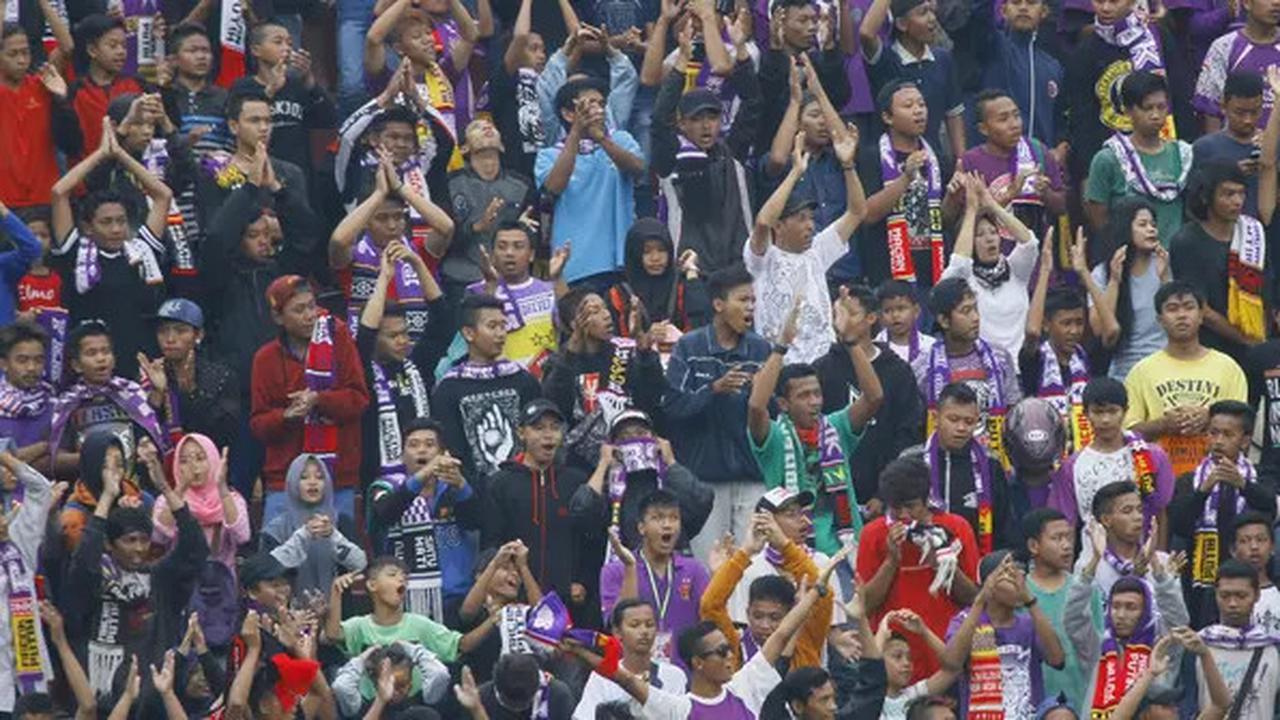 Tegas! Ini Isi Maklumat Sapta Kriya Suporter Persik Pasca Insiden Pelemparan Bus Persik di Kanjuruhan