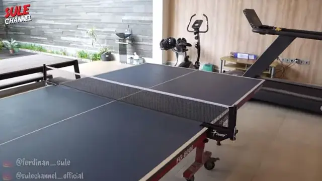 Potret rumah mewah Doni Salmanan