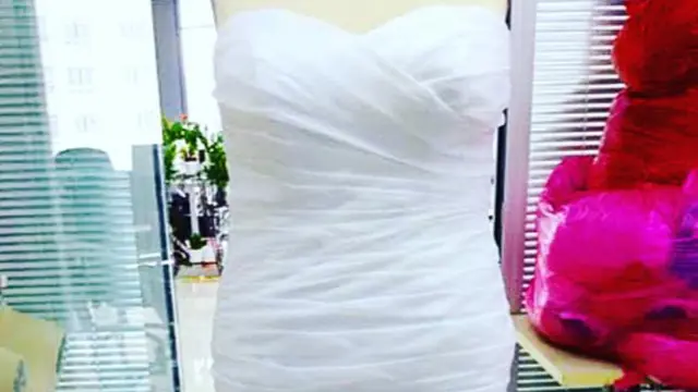 Wanita Ini Ditolak Mertua Usai Pilih Gaun Nikah Warna Putih, Alasannya Tak Terduga