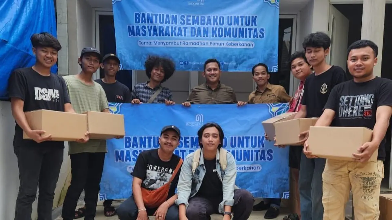 Perkumpulan anak muda yang tergabung dalam Penggerak Milenial Indonesia (PMI)