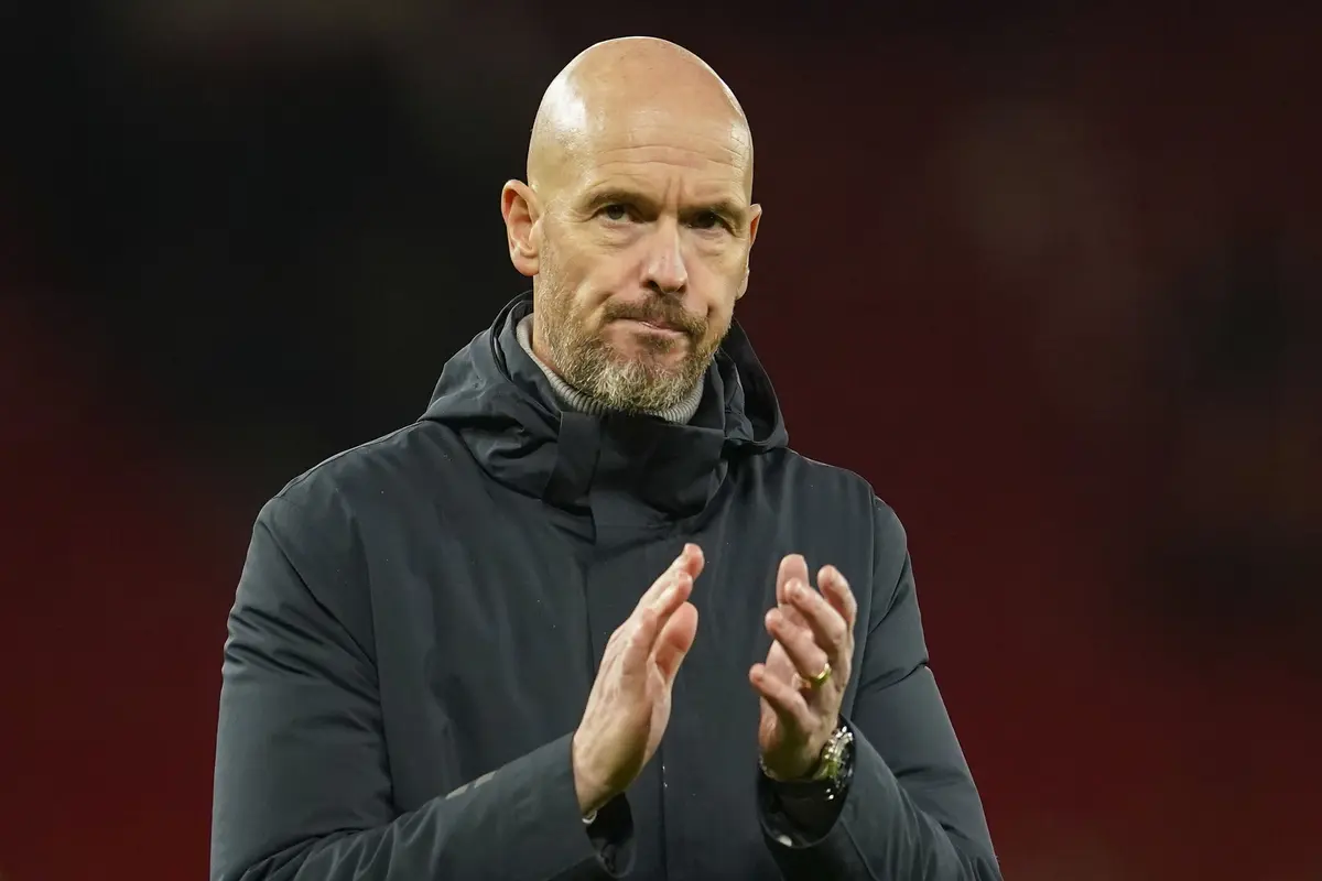 Foto: Ragam Ekspresi Frustrasi Erik ten Hag saat MU Dipermalukan Newcastle di Carabao Cup 2023/2024