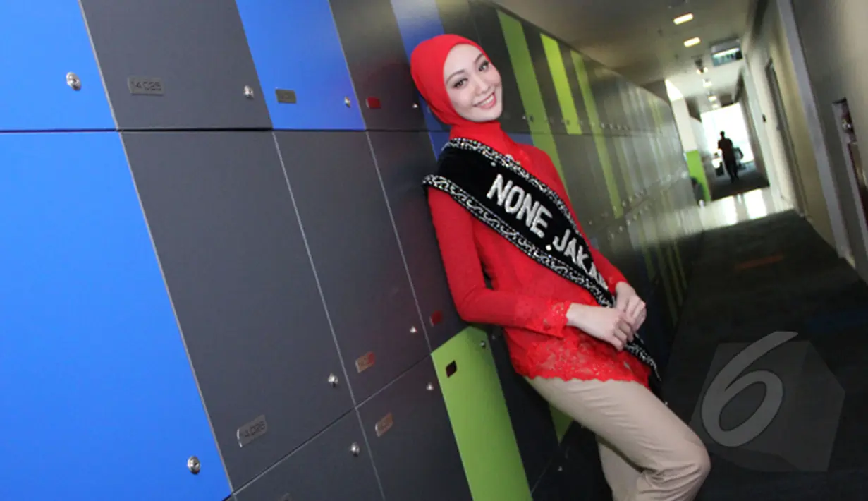 Bahkan selama perhelatan berlangsung, ia menjadi satu-satunya kontestan yang mengenakan hijab, Jakarta, Selasa (3/3/2015). (Liputan6.com/Helmi Afandi)