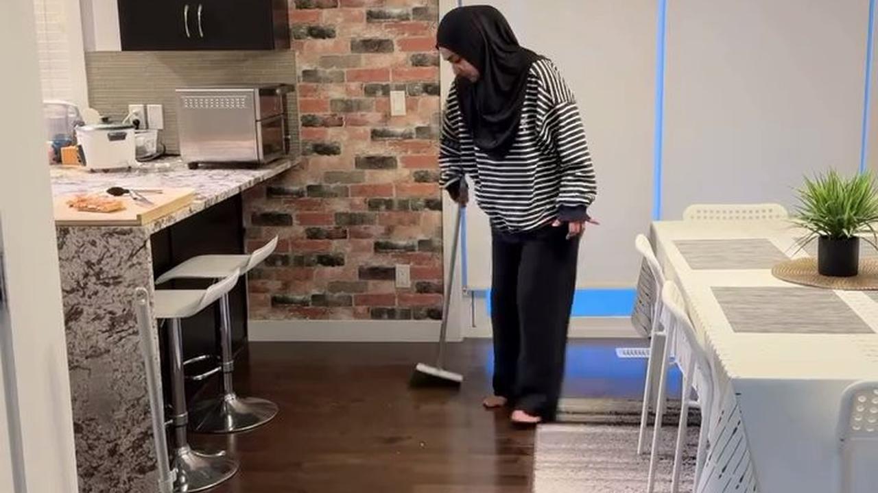 8 Potret Dapur Rumah Tengku Firmansyah dan Cindy Fatikasari di Kanada, Tampak Cozy - Bernuansa Monokrom