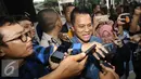 Soetikno Soedarjo memberikan keterangan kepada awak media usai menjalani pemeriksaan di gedung KPK, Jakarta, Selasa (14/2). (Liputan6.com/Helmi Affandi)