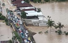 Korban Meninggal Akibat Banjir Bandang di Luwu Bertambah Jadi 14 Orang, Helikopter Dikerahkan Evakuasi Warga
