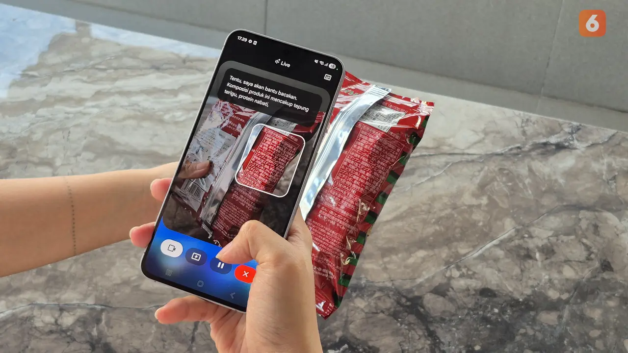 Fitur Gemini Live untuk menerjemahkan informasi langsung dari Samsung Galaxy S25 FE. Liputan6.com/Iskandar