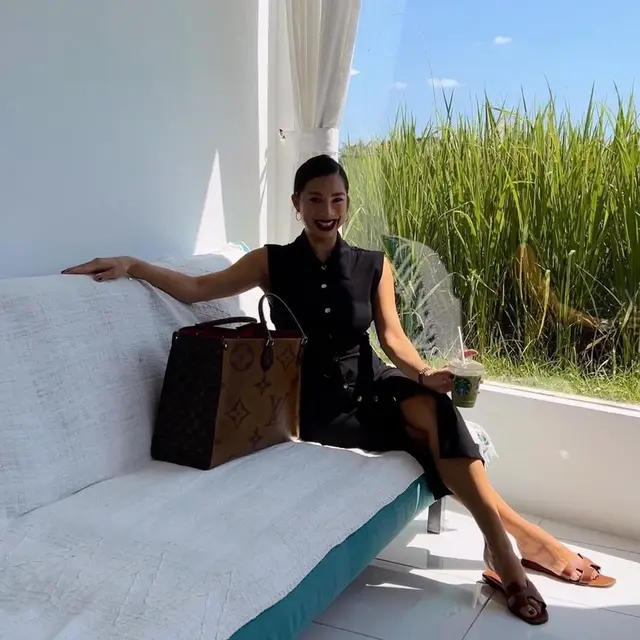 Jennifer Bachdim usai sebulan melahirkan (Instagram/jenniferbachdim)