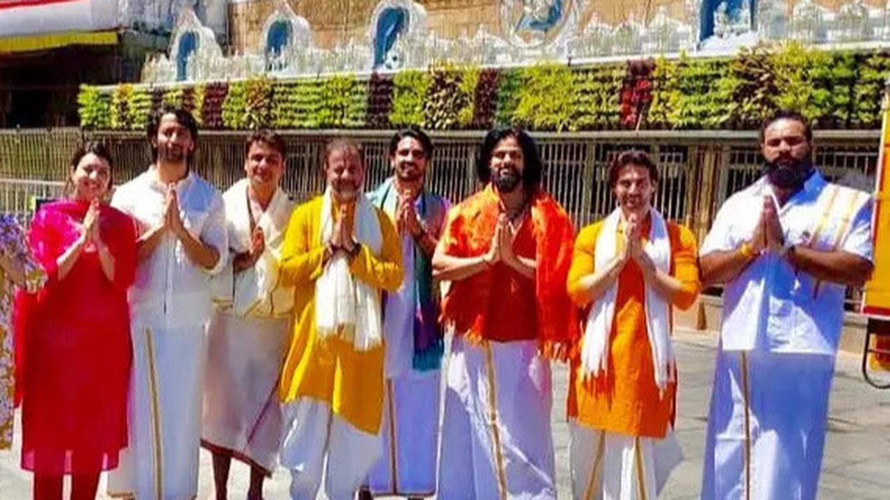 6 Potret Keseruan Reuni Pemain Mahabharata Jadi Bikin Nostalgia, Ada Shaheer Sheikh hingga Raah Jain