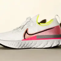 Nike React Infinity Run menggabungkan dua teknologi yang membuat olahraga lari makin cepat dan minimal cedera (Foto: Nike)