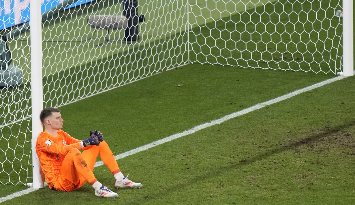 Luka Modric mampu membawa timnya unggul saat pertandingan memasuki menit ke-55. Namun, Italia bisa menyamakan kedudukan berkat gol Mattia Zaccagni menjelang akhir pertandingan. (AP Photo/Sergei Grits)