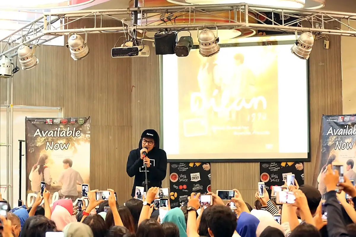 [Bintang] Iqbaal Ramadhan
