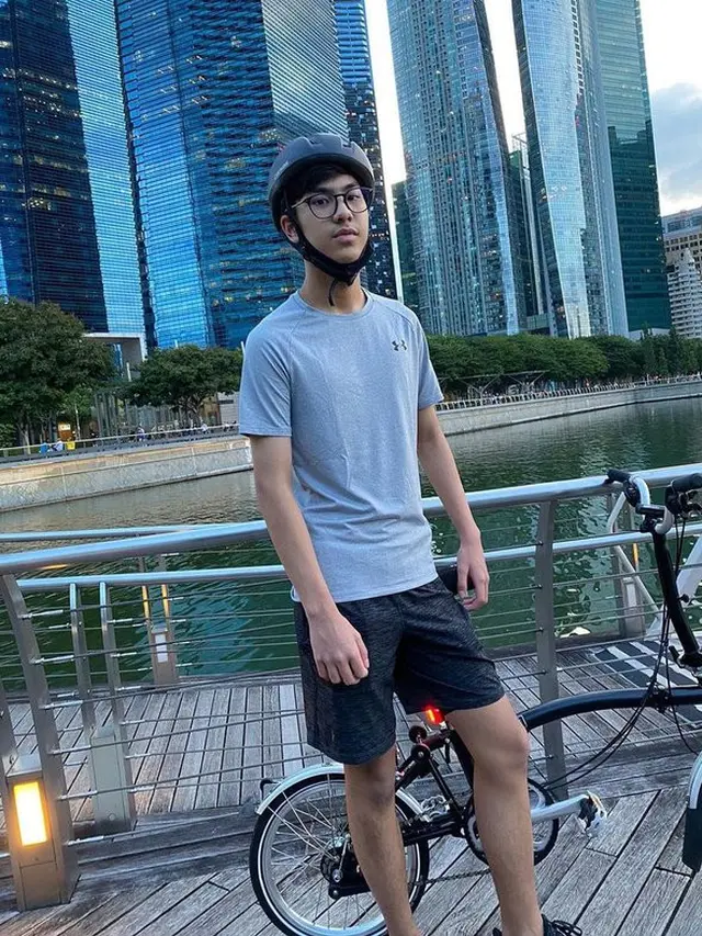 Genap Berusia 17 Tahun, Ini 6 Potret Khayru Hardikusumo Anak Sulung Gunawan Sudrajat. (Sumber: instagram.com/gunawan_sudrajat_real)