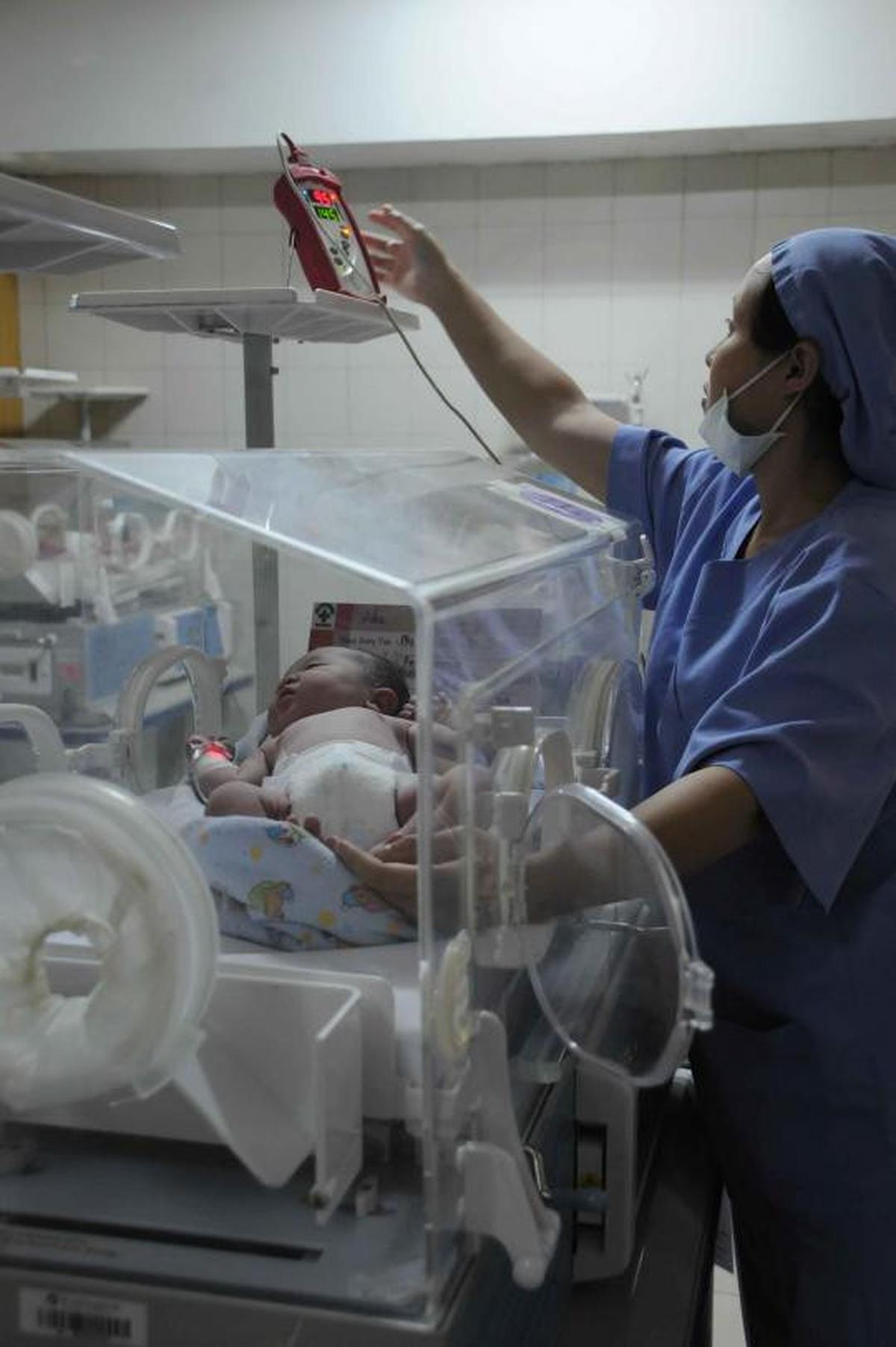 16 bayi lahir pada 12-12-12