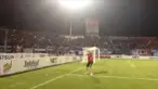 Miromir Seslija merayakan kemenangan atas Persib Bandung dengan berjoget ke arah Aremania yang berada di tribun penonton. Arema menang 1-0 atas Persib Bandung dalam Bali Island Cup 2016 di Stadion I Wayan Dipta, Gianyar, Bali, Selasa (23/2/2016) WIB