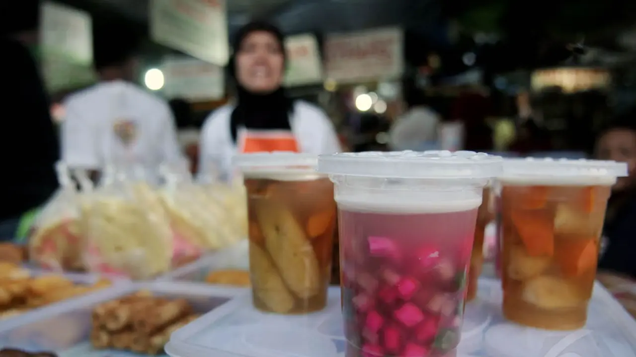 Berburu Takjil di Pasar Benhil