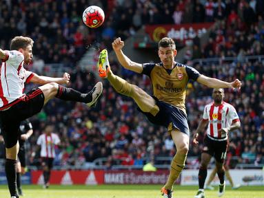 Arsenal gagal meraih poin penuh saat melawat ke markas Sunderland di Stadium of Light dalam laga Liga Inggris, Minggu (24/4/2016) malam WIB. (Action Images via Reuters/Lee Smith)