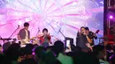 Selain Maliq & D'Essentials pada malam pucak perayaan kreativitas anak muda itu juga diramaikan oleh Hivi, Yura Yunita, Diskopantera, RamenGvrl. (Nurwahyunan/Bintang.com)