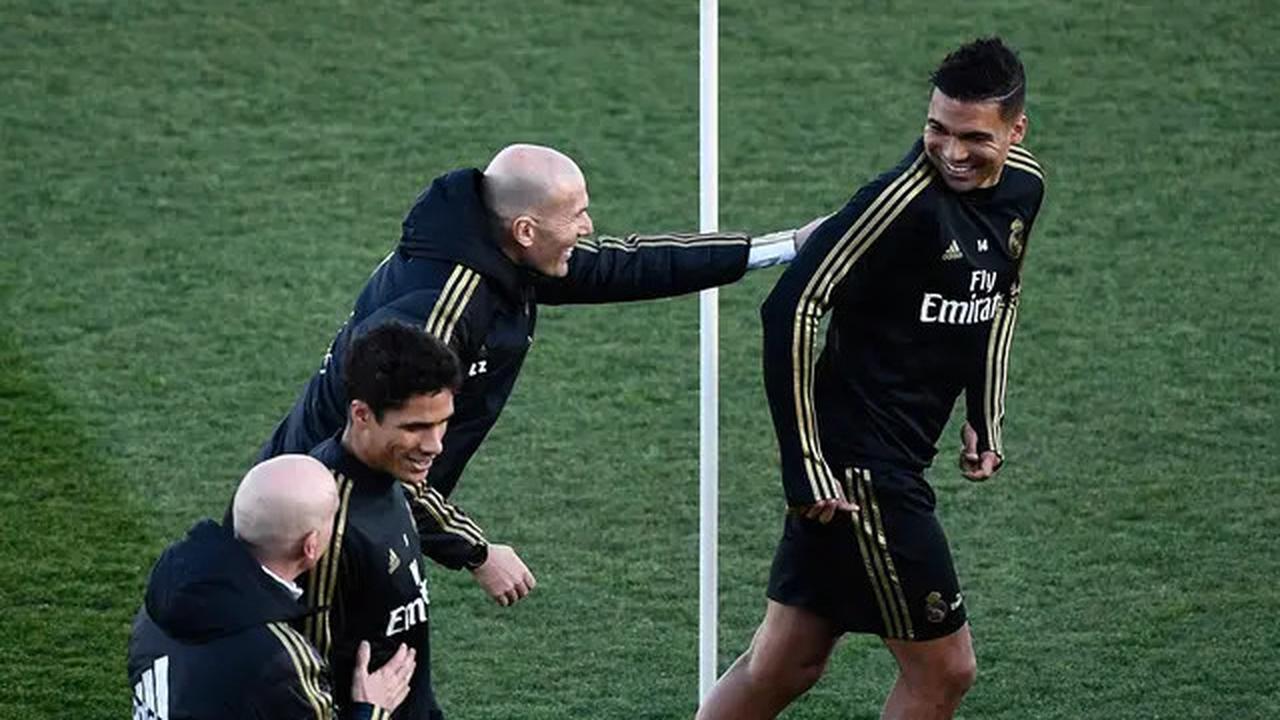 Zidane Buka Peluang Kembali Melatih, Pilihannya Hanya Real Madrid dan Timnas Prancis