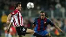Edgar Davids bergabung Barcelona dengan status pinjaman dari Juventus pada Januari 2004 di bawah asuhan Frank Rijkaard. Dia bermain dalam 18 partai dan mencetak satu gol. (AFP/Lluis Gene)