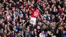 Dalam dua laga sebelumnya, pemain Slovenia itu juga berhasil mencetak gol penting untuk MU. Ia mencetak gol penyeimbang 1-1 saat melawan West Ham United dan memberikan gol kemenangan 1-0 ketika melawan Everton. (AP Photo/Dave Thompson)