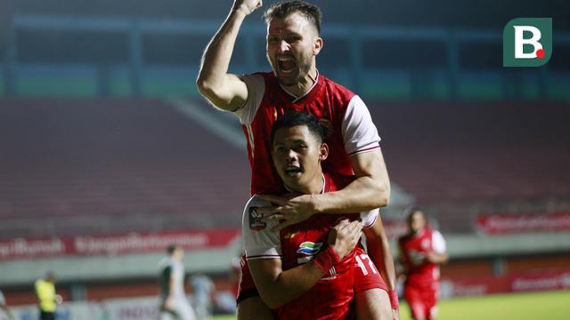 Taufik Hidayat; Marco Motta