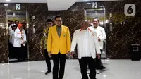 Wakil Ketua Umum Partai Golkar Ahmad Doli Kurnia bersama Sekjen Partai Keadilan Sejahtera (PKS) Habib Aboe Bakar Alhabsyi usai pertemuan tertutup di Kantor Partai Golkar, Jakarta, Selasa (7/2/2023). Pertemuan tersebut sebagai ajang silaturahmi dan konsolidasi jelang Pemilu 2024. (Liputan6.com/Johan Tallo)