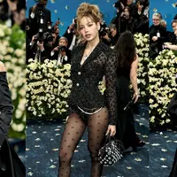 Lihat di sini adu gaya Jennie dan Lisa Blackpink di Met Gala 2025