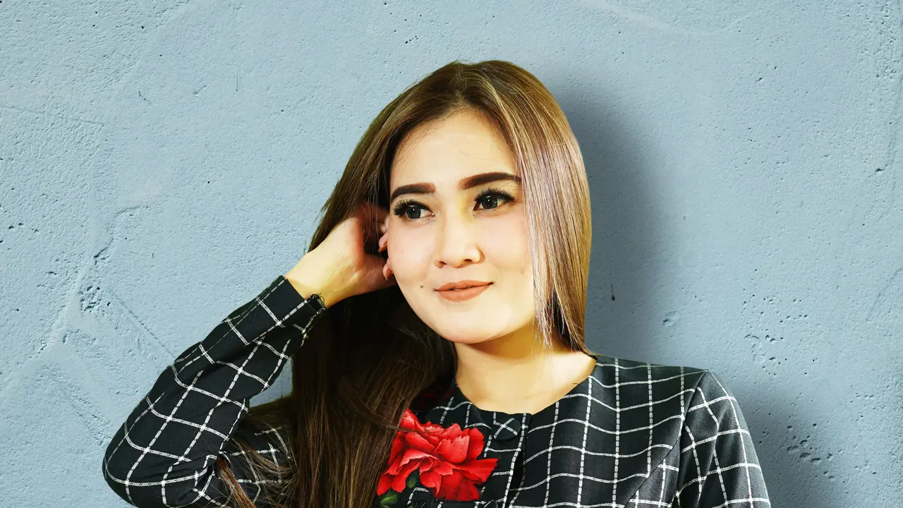 7 Potret Transformasi Nella Kharisma Hingga Jadi Pedangdut Terkenal
