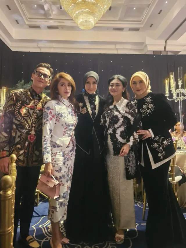 Sederet Tamu Artis yang Hadir di Pernikahan Namira Adjani Putri Alya Rohali.