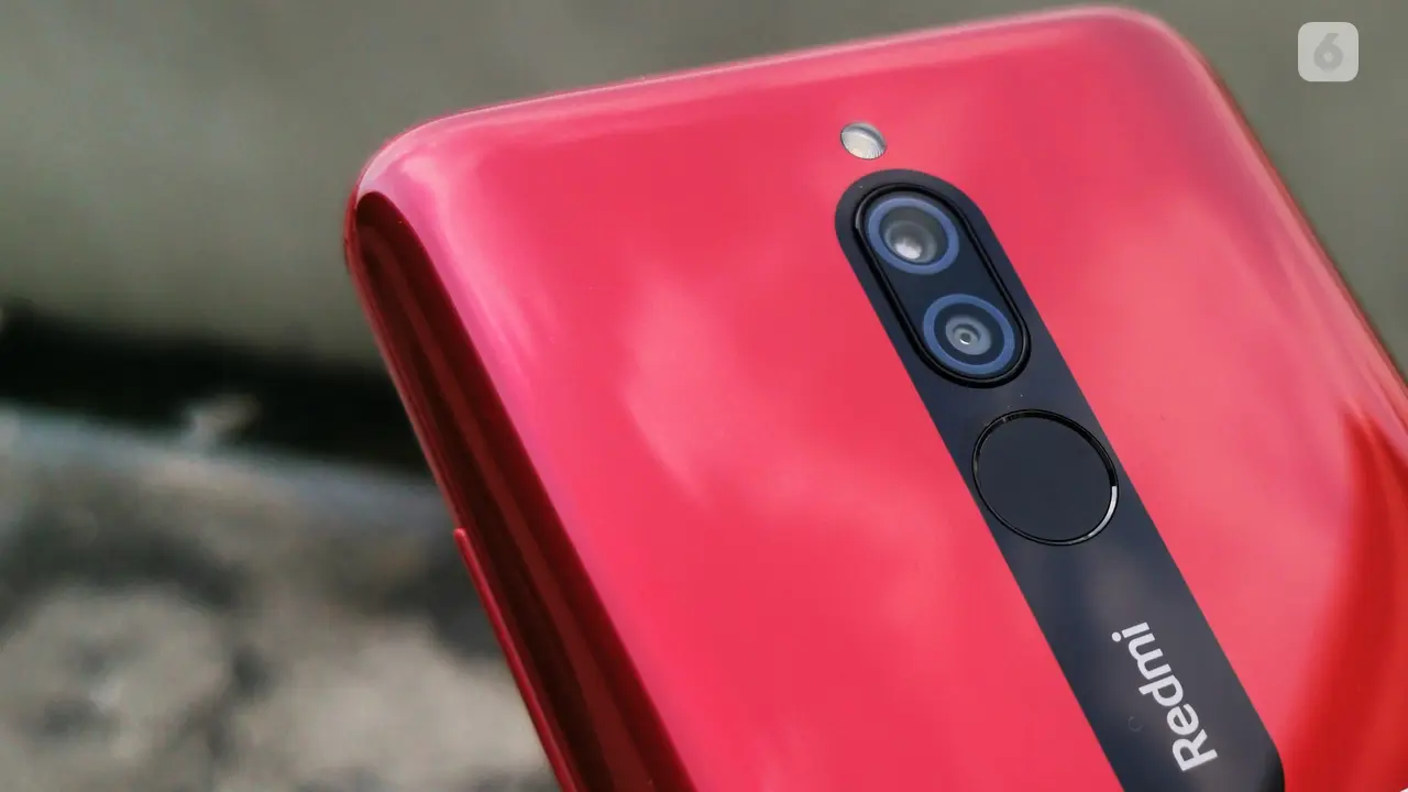 Redmi 8 - Kamera Belakang dan Sensor Sidik Jari (2)