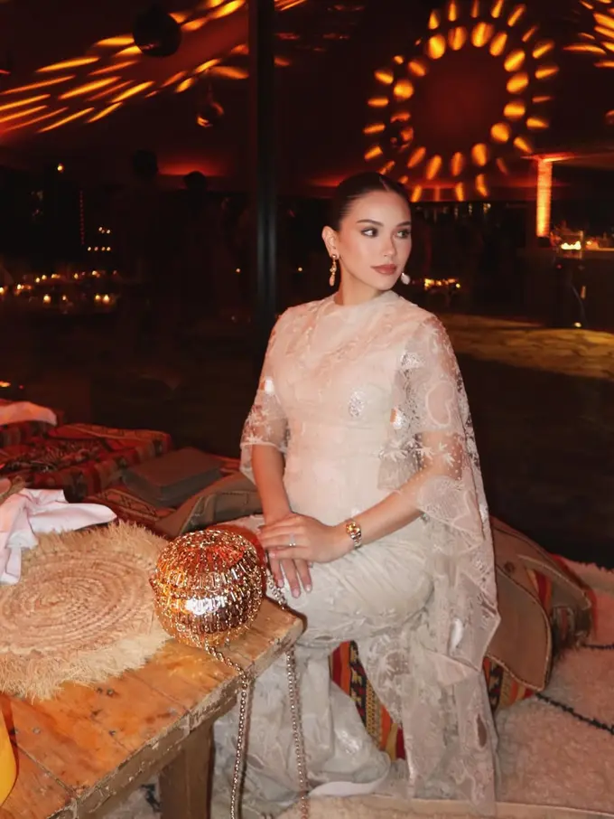 Biasa Pakai Tas Ratusan Juta, Gaya Bumil Alyssa Daguise Tetap Dipuji Mahal Meski Pakai Tas Rp600 Ribuan