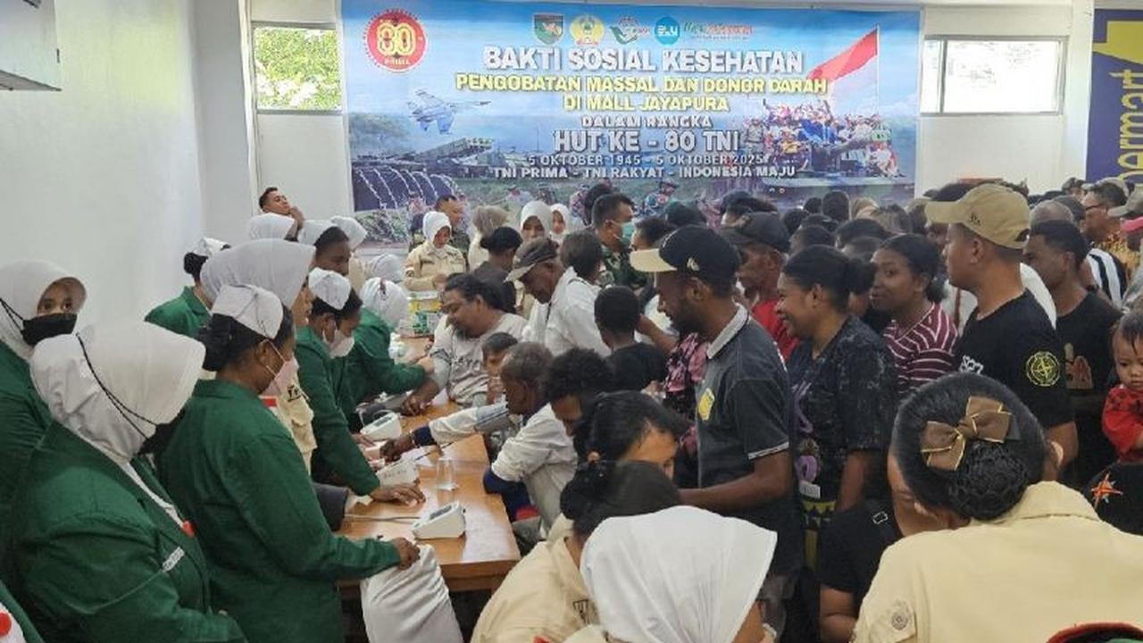 Tahukah Anda? Kodam Cendrawasih Gelar Bakti Sosial Pengobatan Massal di Mall Jayapura Jelang HUT TNI ke-80