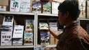 Harga tiap kemasan dari rancang bangun model kertas atau papercraft dijual mulai dari Rp 50.000 hingga Rp 300.000. (Liputan6.com/Angga Yuniar)