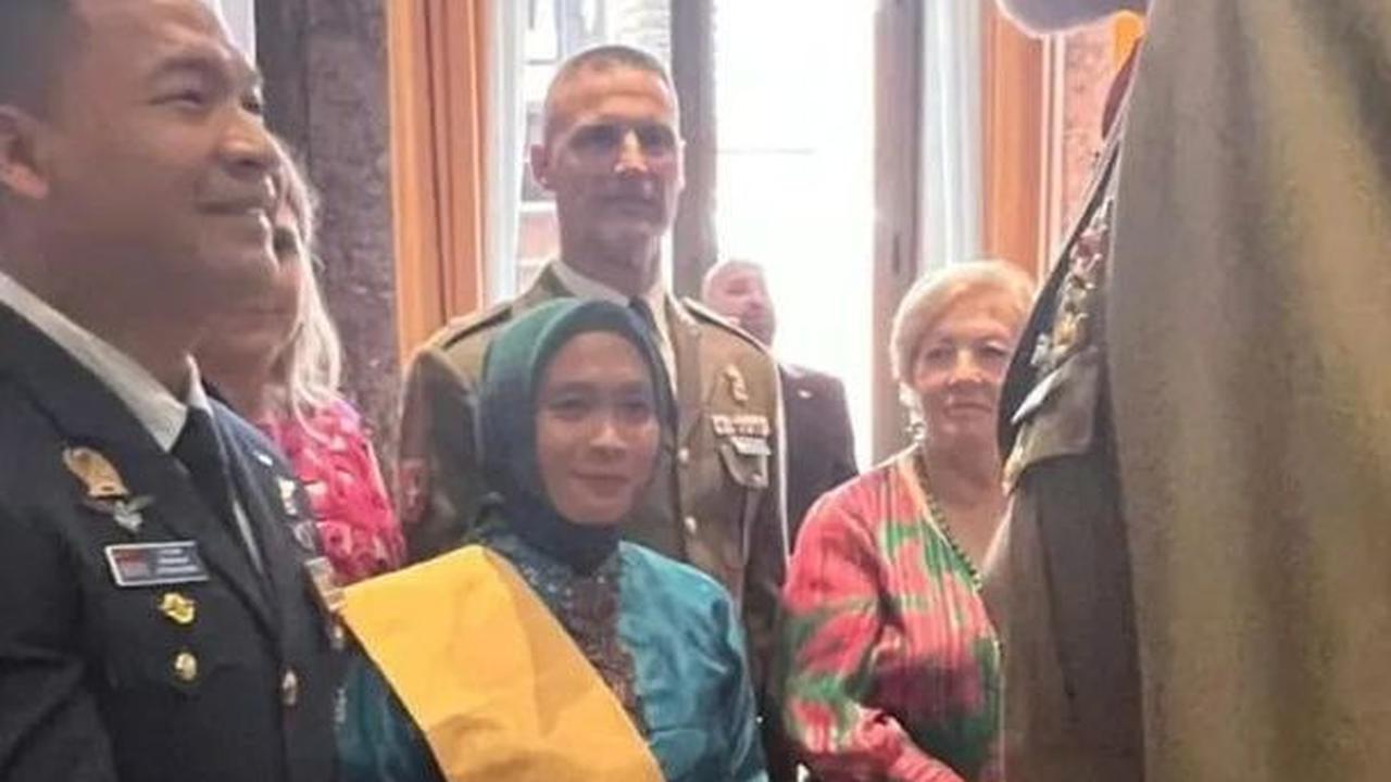 Acara penutupan pendidikan sendiri dipimpin langsung oleh Raja Spanyol, King Felipe VI. <br>