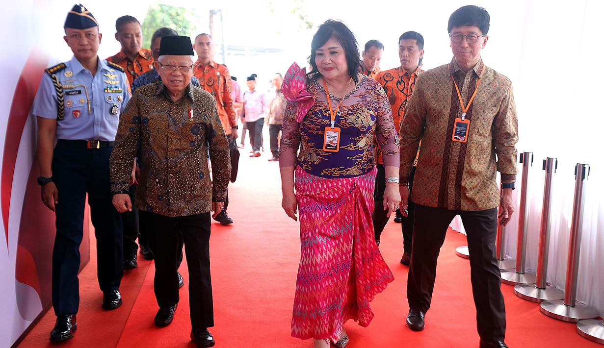 Wakil Presiden RI Ma’ruf Amin saat tiba untuk meresmikan gedung baru Akademi Televisi Indonesia (ATVI)-Institute Media Digital Emtek (IMDE) di Jalan Damai 11, Duri Kepa, Kebon Jeruk, Jakarta Barat. (Liputan6.com/Helmi Fithriansyah)