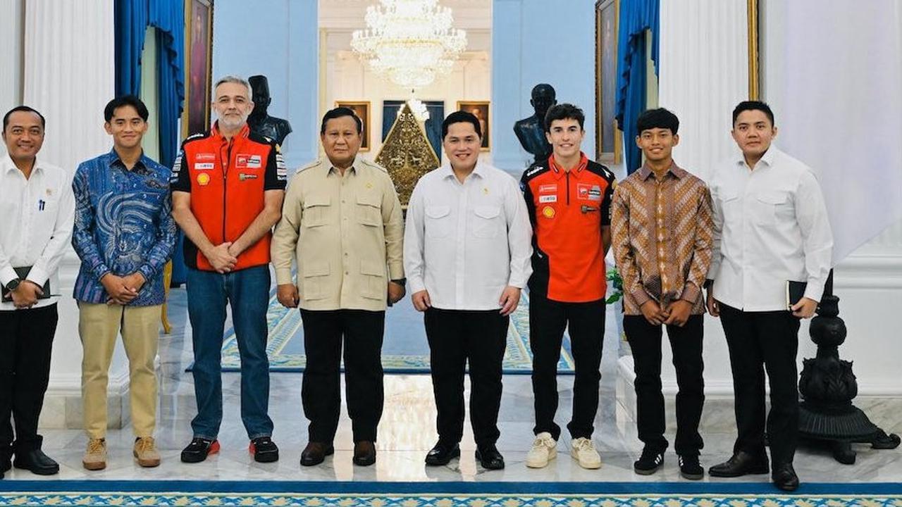 VIDEO: Prabowo Genggam Erat Tangan Juara Balap Dunia MotoGP Marc Marquez