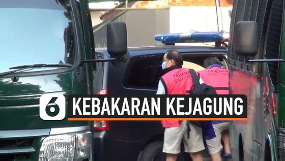 VIDEO: Pascakebakaran, 25 Tahanan Dikembalikan ke Rutan Kejagung
