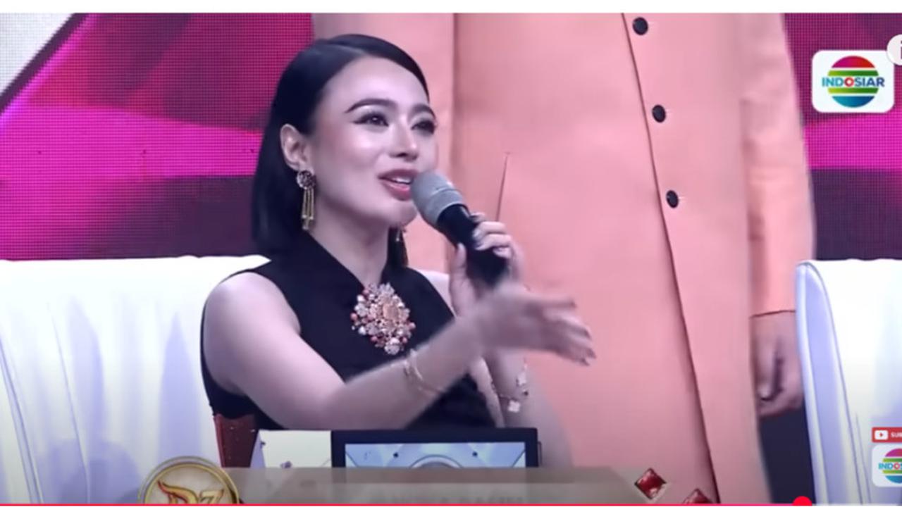 Wika Salim ke Yulia Peserta D'Academy 7: Kecil-Kecil Cabai Rawit Suaranya Menggelegar