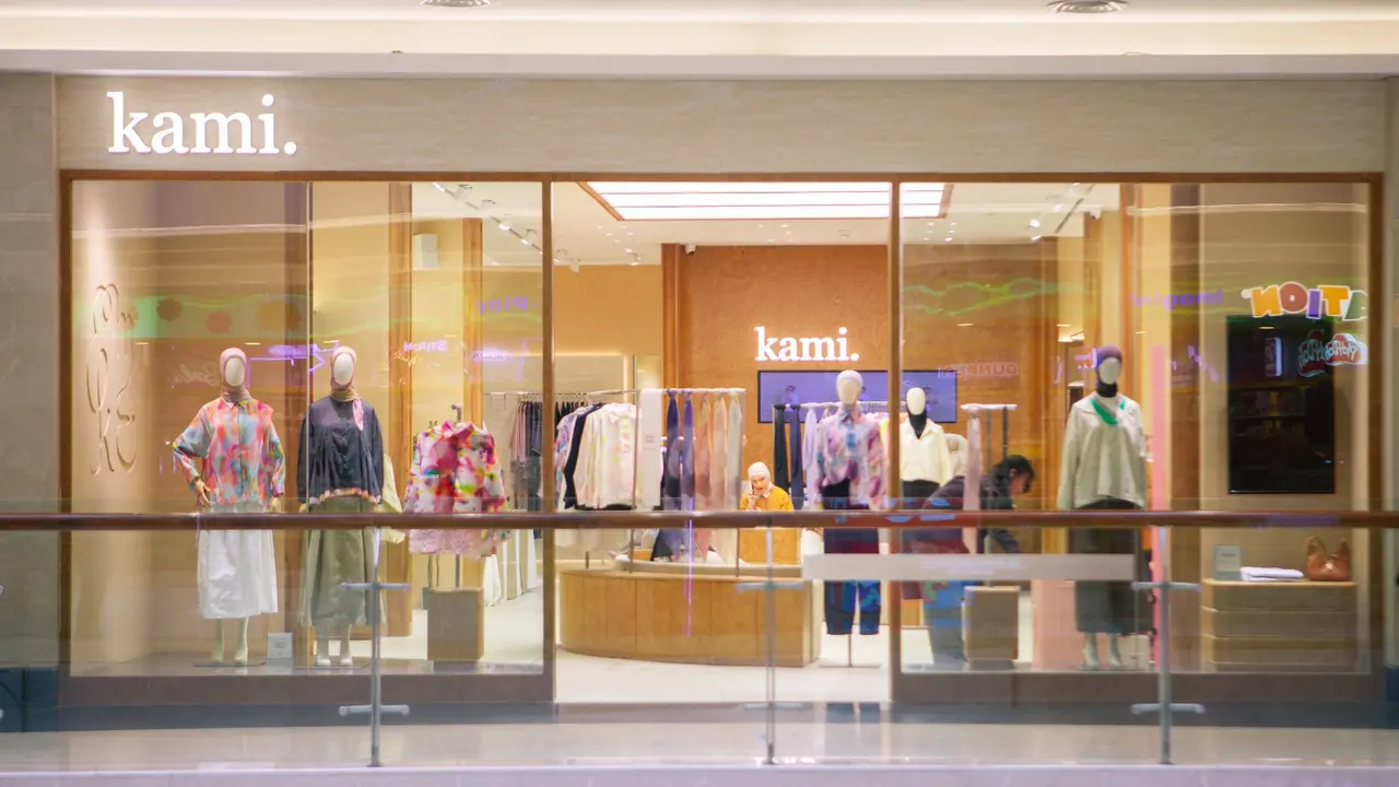 KAMI Pondok Indah Mall Tampil Baru, Hadirkan Pengalaman Belanja Modest Fashion yang Lebih Hangat dan Personal