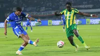 Hasil Persib vs PSBS: Gol Menit Akhir Menangkan Maung Bandung di BRI Super League