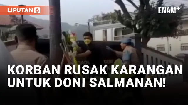 Korban Aplikasi Quotex Rusak Karangan Bunga untuk Doni Salmanan