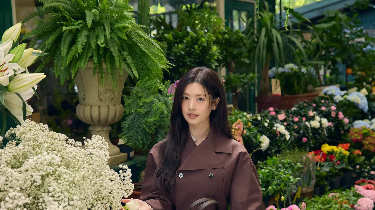 Jung So-min Jadi Ambassador Longchamp, Tampil Effortless dalam Balutan Parisian Look