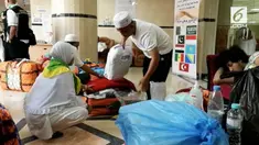 Bersiap kembali ke tanah air jemaah haji asal Indonesia sedang sibuk mempersiapkan koper. Ketentuan berat maksimal serta larangan membawa air zamzam di bagasi juga terus dipatuhi.