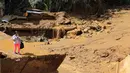 Hujan lebat sepanjang malam pada 24 Juni 2025 memicu longsor dan banjir di Kota Bello dan Medellin. (JAIME SALDARRIAGA/AFP)