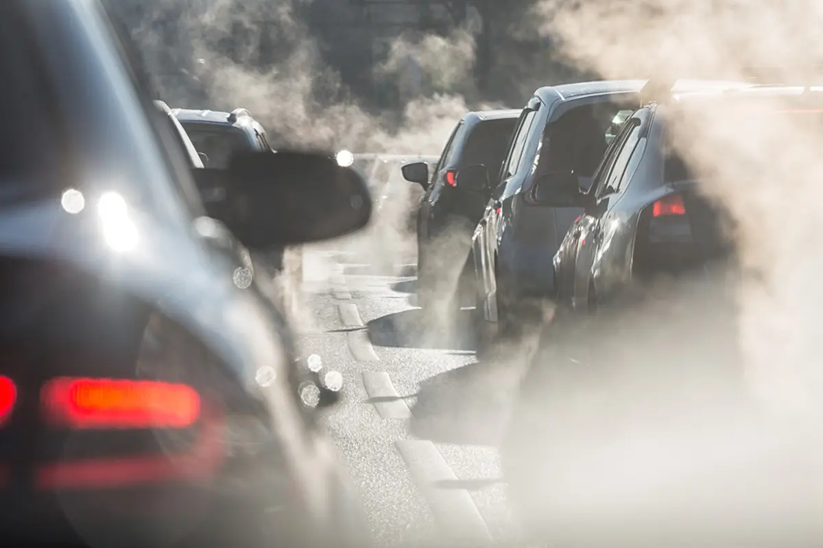 Dampak Asap Knalpot Kendaraan Bermotor bagi Kesehatan (LanaElcova/shutterstock)