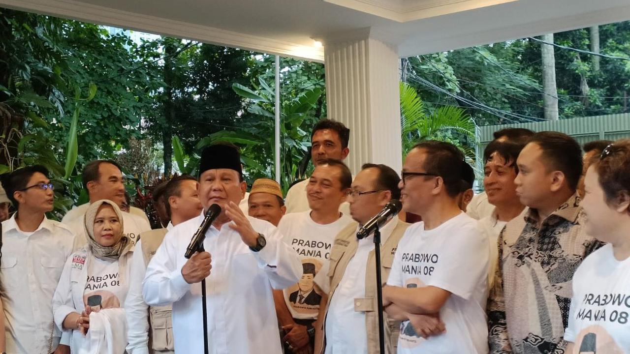 Menurut Noel, banyak orang yang mencoba menyerang kawan-kawan aktivis '98 yang mencoba bergabung dengan Prabowo.<br>