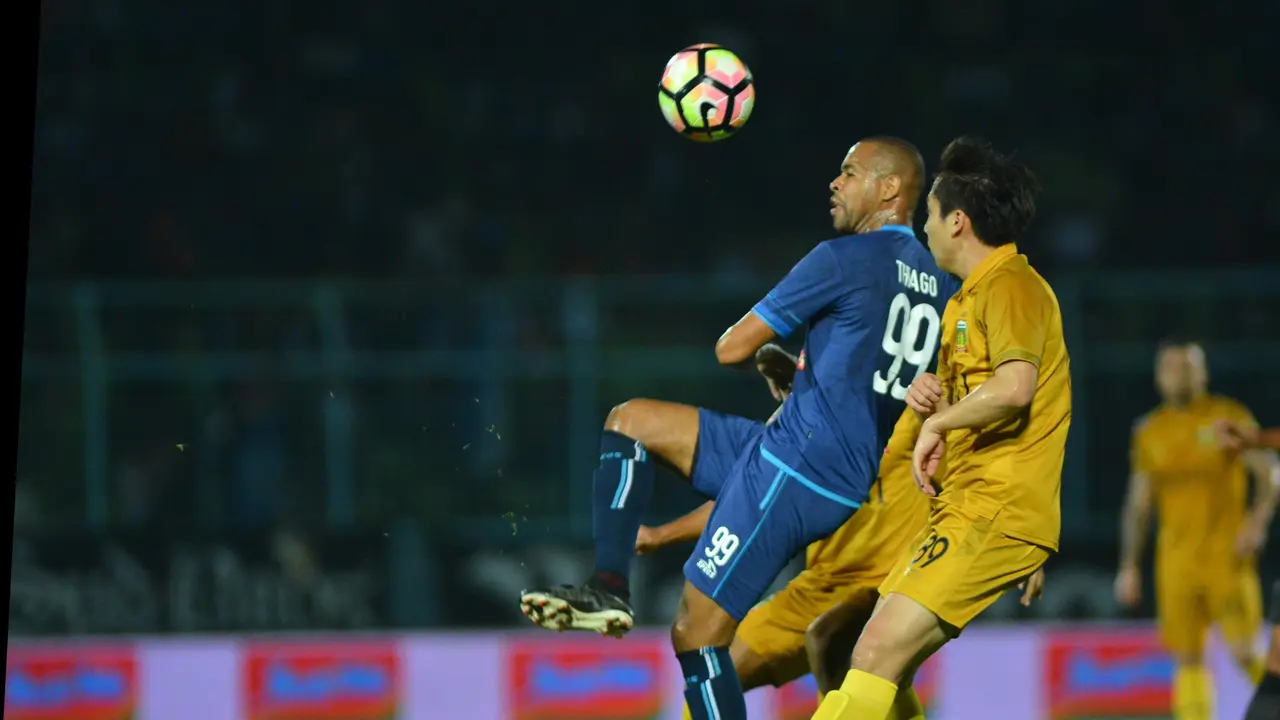 Arema FC vs Bhayangkara FC