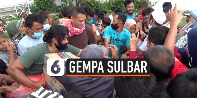 VIDEO: Pengungsi Gempa Sulbar Saling Berebut Saat Pembagian Bantuan
